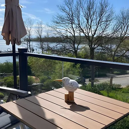 Meeresblick In *